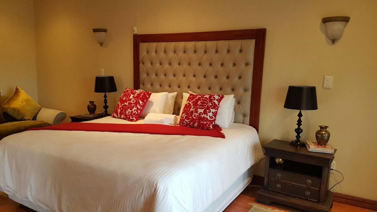 Lily White Guest House Центурион Экстерьер фото